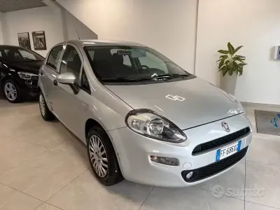 Brugt Fiat Punto Street 77 HK (56 kW) 2017 Grå Hatchback