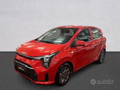 Nuova Kia Picanto Urban 68 CV (50 kW) 2025 Rosso Utilitaria