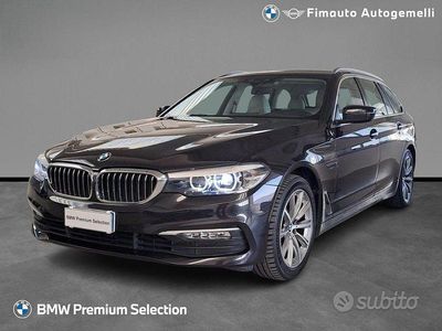 Usata BMW 520 Comfort Edition 190 CV (139 kW) 2019 Grigio / pastello Station wagon