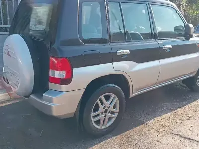 Usata Mitsubishi Pajero 114 CV (83 kW) 2004 SUV