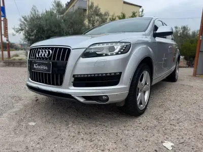 Usata Audi Q7 240 CV (176 kW) 2011 Grigio SUV