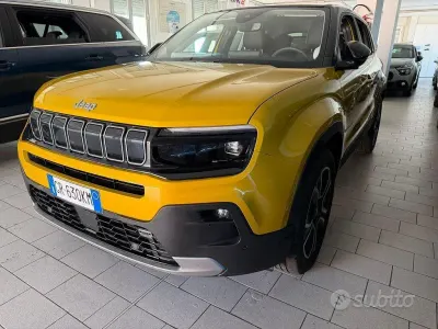 Usata Jeep Avenger Summit 101 CV (74 kW) 2024 Giallo SUV