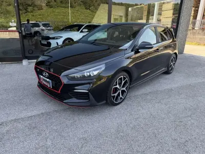 Usata Hyundai i30 250 CV (183 kW) 2018 Nero Berlina