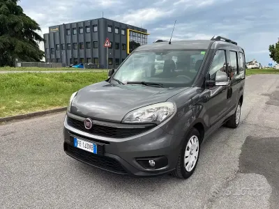 Usata Fiat Doblò Pop 95 CV (69 kW) 2016 Grigio Monovolume