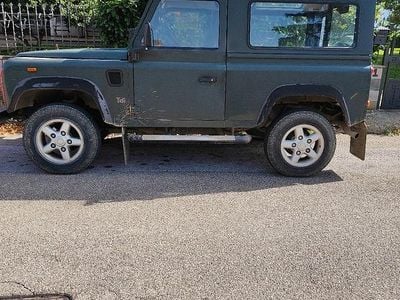 Käytetty Land Rover Defender 86 HP (63 kW) 1991 Vihreä Katumaasturi