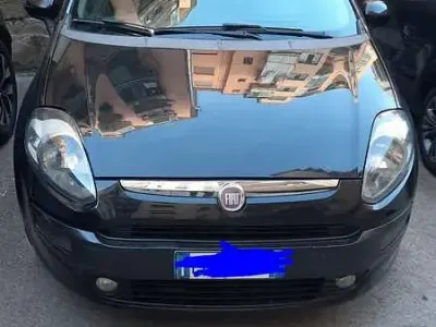Usata Fiat Punto Evo Dynamic 75 CV (55 kW) 2010 Utilitaria