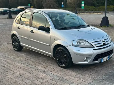 Usata Citroën C3 Exclusive 60 CV (44 kW) 2009 Grigio Berlina