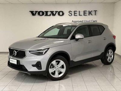 Usata Volvo XC40 120 CV (88 kW) 2025 Argento SUV