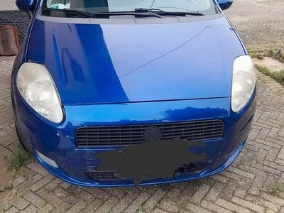 Usata Fiat Punto 80 CV (58 kW) 2006 Blu Utilitaria