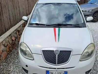 Usata Lancia Ypsilon 95 CV (69 kW) 2007 Utilitaria