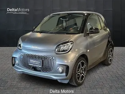 Usata Smart ForTwo Coupé Pulse 60 kW (82 CV) 2020 Nero Utilitaria