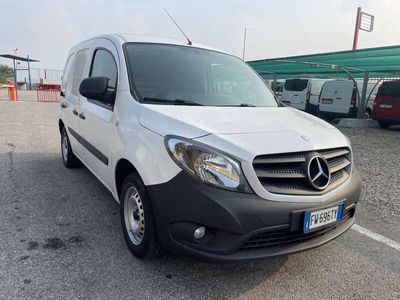 Mercedes Citan 111