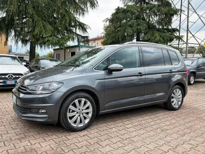 Usata VW Touran 116 CV (85 kW) 2018 Grigio Monovolume