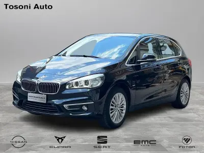 Usata BMW 218 Active Tourer Luxury Line 150 CV (110 kW) 2017 Nero Monovolume