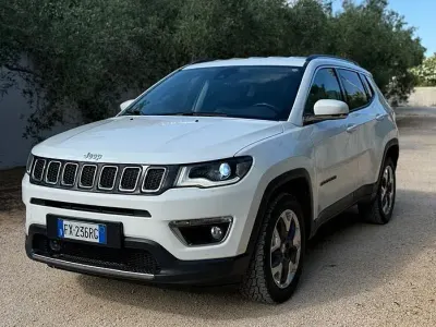 Usata Jeep Compass Limited 140 CV (102 kW) 2019 Bianco SUV