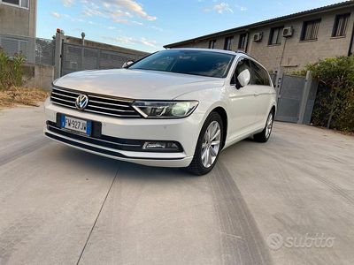 Usata VW Passat Highline 150 CV (110 kW) 2019 Bianco Station wagon
