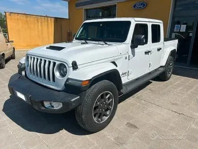 Usata Jeep Gladiator Overland 264 CV (194 kW) 2021 Bianco Pick-up