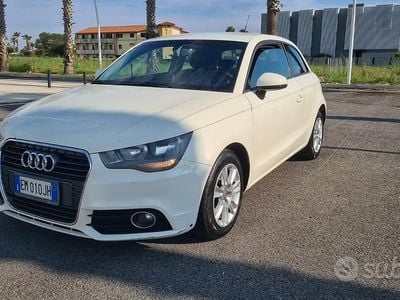 Usata Audi A1 Ambition 90 CV (66 kW) 2012 Bianco Utilitaria