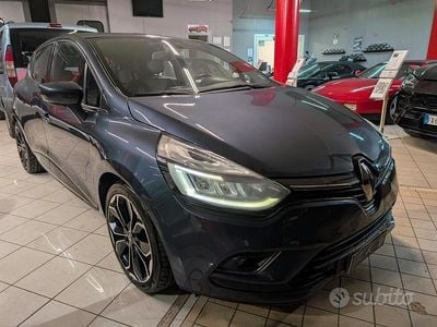 Usata Renault Clio IV 102 CV (75 kW) 2017 Grigio Berlina