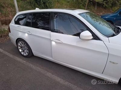 Usata BMW 330 245 CV (180 kW) 2009 Bianco Station wagon