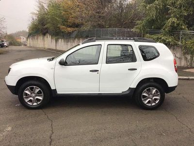 Usata Dacia Duster Lauréate 114 CV (83 kW) 2017 Bianco SUV