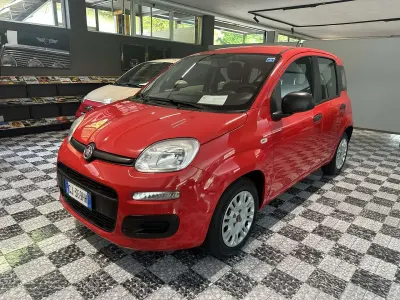 Usata Fiat Panda S 69 CV (50 kW) 2022 Rosso Utilitaria