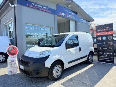 Usata Fiat Fiorino 95 CV (69 kW) 2023 bianco pastello Monovolume