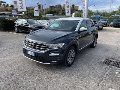Usata VW T-Roc Advance 150 CV (110 kW) 2020 Nero SUV