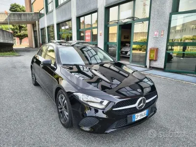 Usata Mercedes A180 Advanced 116 CV (85 kW) 2023 Nero Berlina