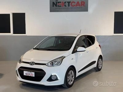Begagnad Hyundai i10 Comfort 67 HK (49 kW) 2016 Vit Halvkombi