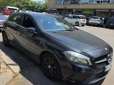 Usata Mercedes A160 90 CV (66 kW) 2017 Berlina