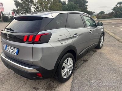 Usata Peugeot 3008 150 CV (110 kW) 2019 Grigio SUV
