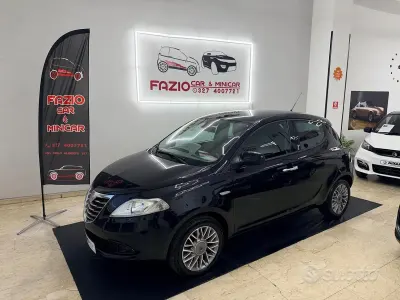 Usata Lancia Ypsilon 69 CV (50 kW) 2012 Nero Utilitaria