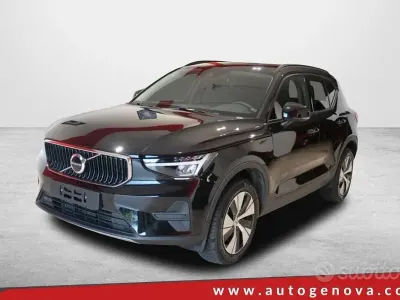 Usata Volvo XC40 129 CV (94 kW) 2022 Nero SUV
