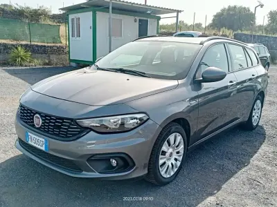 Usata Fiat Tipo Lounge 95 CV (69 kW) 2018 Grigio Station wagon