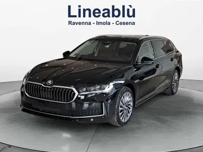 Nuova Skoda Superb LAURIN & KLEMENT 193 CV (141 kW) 2026 Nero ebano metallizzato Station wagon