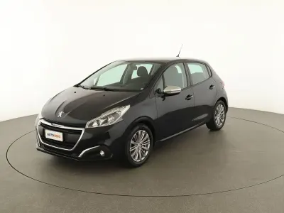 Usata Peugeot 208 Active 82 CV (60 kW) 2018 Blu Utilitaria