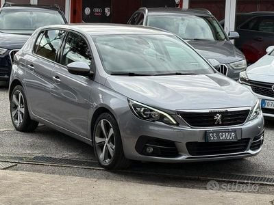 Usata Peugeot 308 Business-Line 100 CV (73 kW) 2018 Grigio Berlina