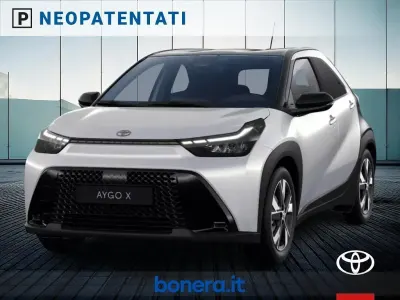 Nuova Toyota Aygo X 115 CV (84 kW) 2026 Argento SUV