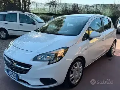 Begagnad Opel Corsa Cosmo 90 HK (66 kW) 2016 Vit Halvkombi