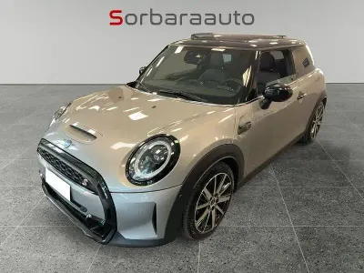 Usata Mini Cooper S Essential 178 CV (130 kW) 2023 Argento Utilitaria