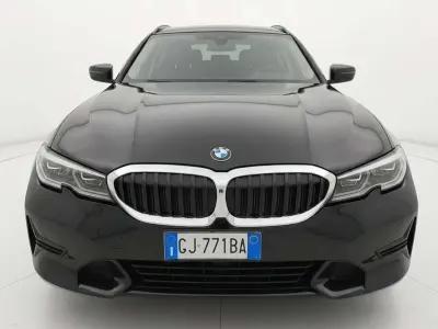 Usata BMW 320 Advantage 190 CV (139 kW) 2022 Nero Station wagon