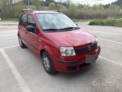 Usata Fiat Panda Dynamic 69 CV (50 kW) 2011 Rosso Utilitaria