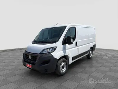 Usata Fiat Ducato 120 CV (88 kW) 2023 Bianco Furgone