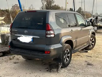 Usata Toyota Land Cruiser 173 CV (127 kW) 2008 Bluazzurro SUV