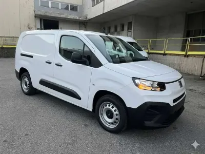 Nuova Fiat Doblò 102 CV (75 kW) 2025 Bianco Monovolume