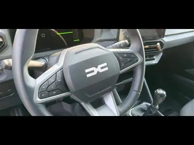Nuova Dacia Bigster Extreme 140 CV (102 kW) 2025 Grigio scuro SUV