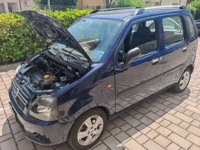 Usata Opel Agila Club 80 CV (58 kW) 2005 Blu/azzurro Monovolume