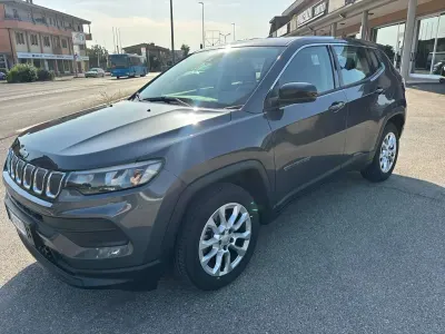 Usata Jeep Compass Limited 131 CV (96 kW) 2022 Grigio SUV