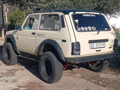 Usata Lada niva 73 CV (53 kW) 1995 SUV